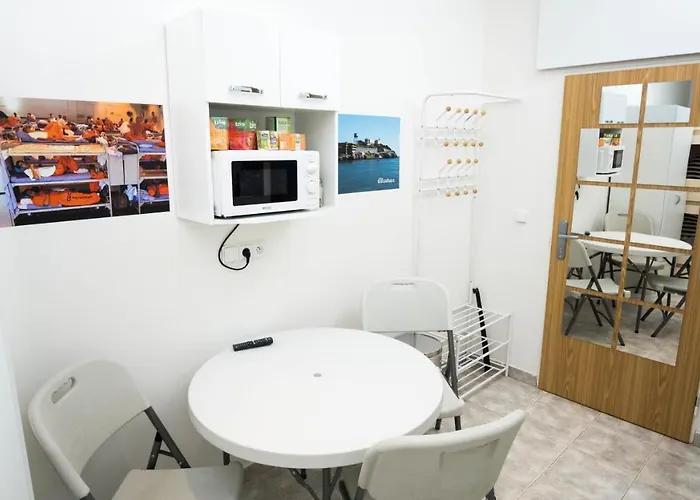 Prison - Get Locked Up In Centre Of Apartament *
